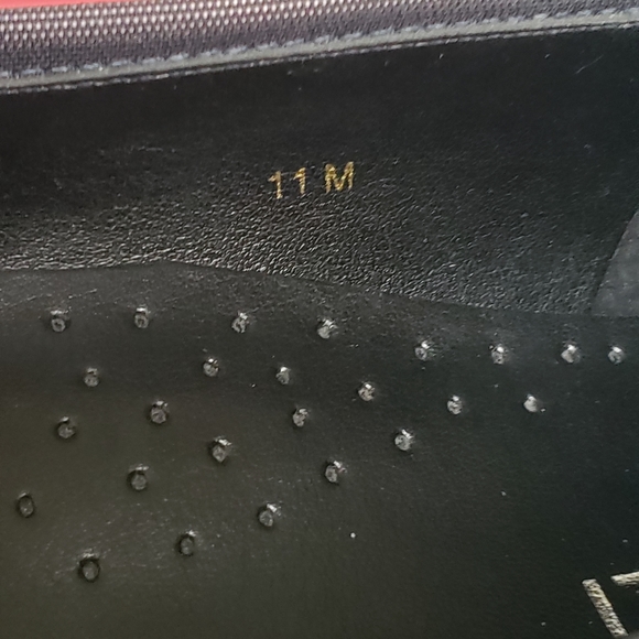 NWB Vaneli Navy flats - Picture 7 of 7